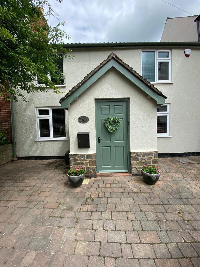 Stoop - In The Heart Of Quorn Quorndon